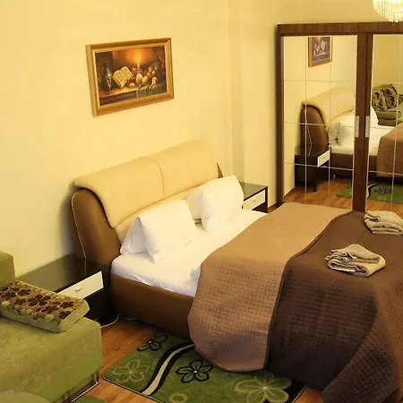 Goethe U Tri Moureninu Hotel 4*